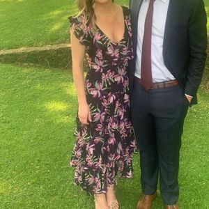 HP 🎉🎉WAYF Chelsea Tiered Ruffle dress.